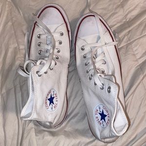 WHITE HIGHTOP CONVERSE